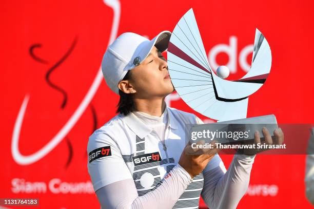 Amy Yang of Republic of Korea kisses the trophy after winning Honda LPGA Thailand at the Siam Country Club Pattaya on February 24, 2019 in Chonburi,...