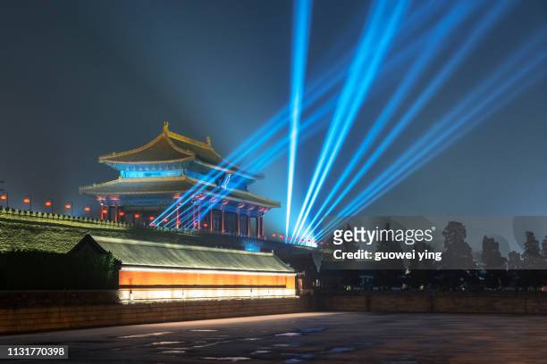 forbidden city light show - 留白 stock pictures, royalty-free photos & images