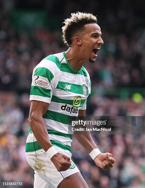 Scott Sinclair of Celtic celebrates scoring the opening goal during the Scottish Ladbrokes Premiership match between Celtic and Motherwell at Celtic...