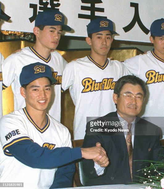 File photo taken in December 1991 shows Ichiro Suzuki attending a press conference in Kobe, western Japan, for Orix BlueWave rookie players. ==Kyodo