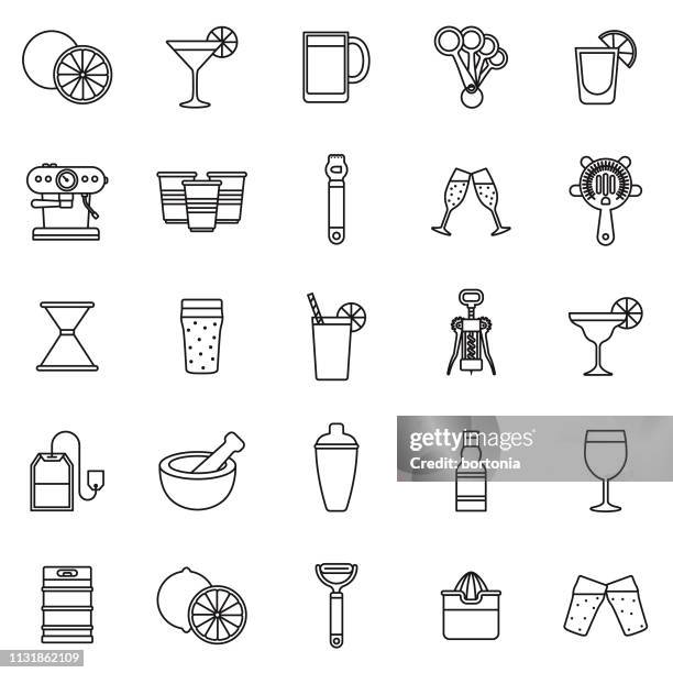 bartending thin line icon set - saftpresse stock-grafiken, -clipart, -cartoons und -symbole