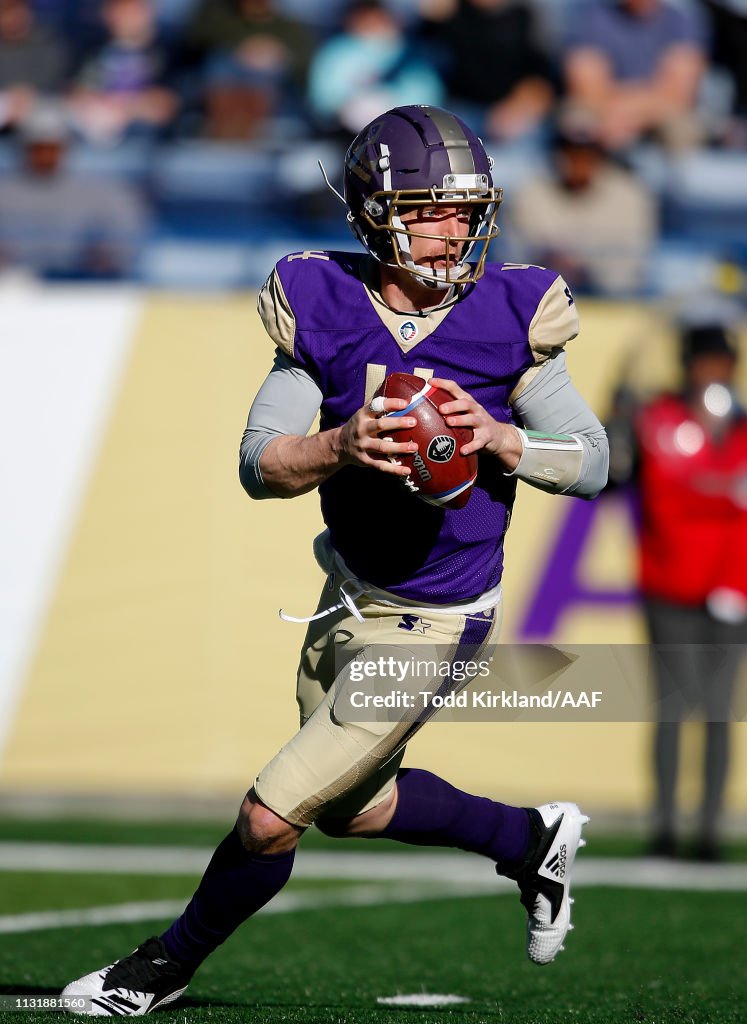 Matt Simms Matt Simms of Atlanta Legends looks to pass against the Birmingham ...
