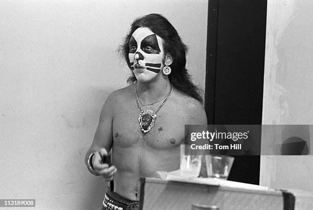 Drummer Peter Criss of Kiss prepares to perform at Alex Cooley's Electric Ballroom on July 18, 1974 in Atlanta, Georgia.