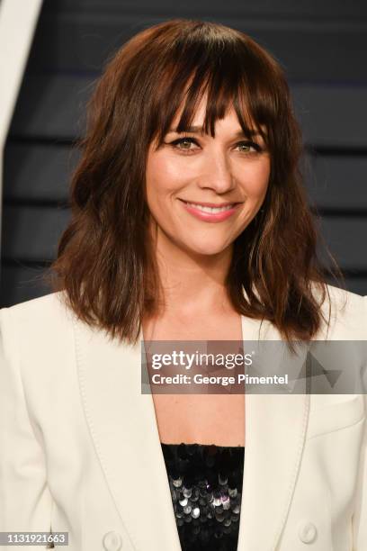 Rashida Jones attends the 2019 Vanity Fair Oscar Party hosted by Radhika Jones at Wallis Annenberg Center for the Performing Arts on February 24,...