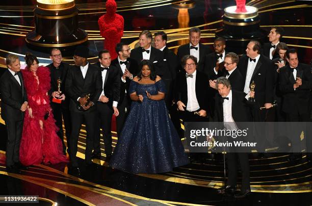 Cast and crew of 'Green Book,' including Linda Cardellini Mahershala Ali, Octavia Spencer, Brian Currie, Charles B. Wessler, Jim Burke, Peter...