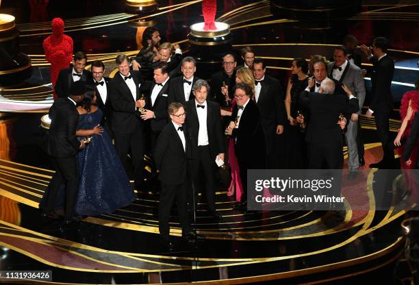 Cast and crew of 'Green Book,' including Linda Cardellini Mahershala Ali, Octavia Spencer, Brian Currie, Charles B. Wessler, Jim Burke, Peter...