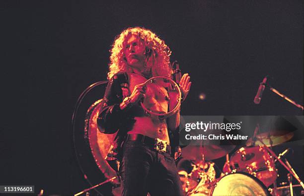 Led Zeppelin 1975 Robert Plant