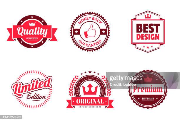 illustrazioni stock, clip art, cartoni animati e icone di tendenza di set di badge ed etichette rosse - elementi di design - logo