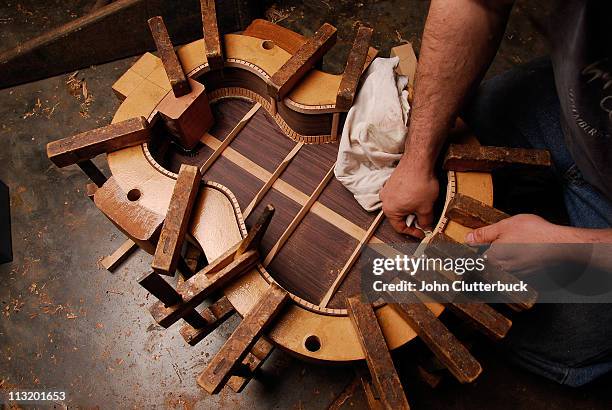 guitar making - instrument maker fotografías e imágenes de stock