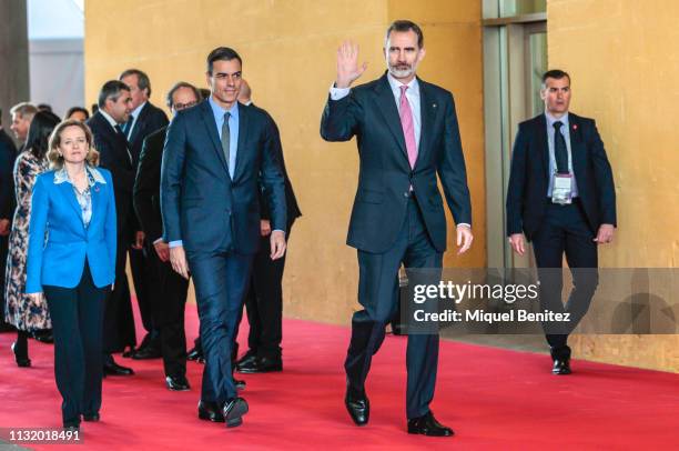 Spanish King Felipe VI , Spanish Prime Minister Pedro Sanchez and Spanish Economy Minister Nadia Calvino arrive to the Mobile World Congress in...