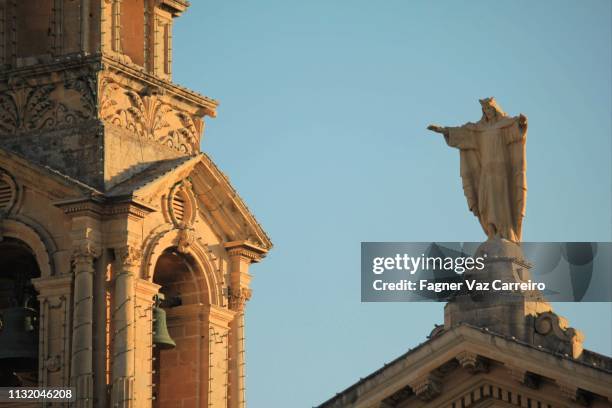 church tower jesus - cidade pequena stockfoto's en -beelden