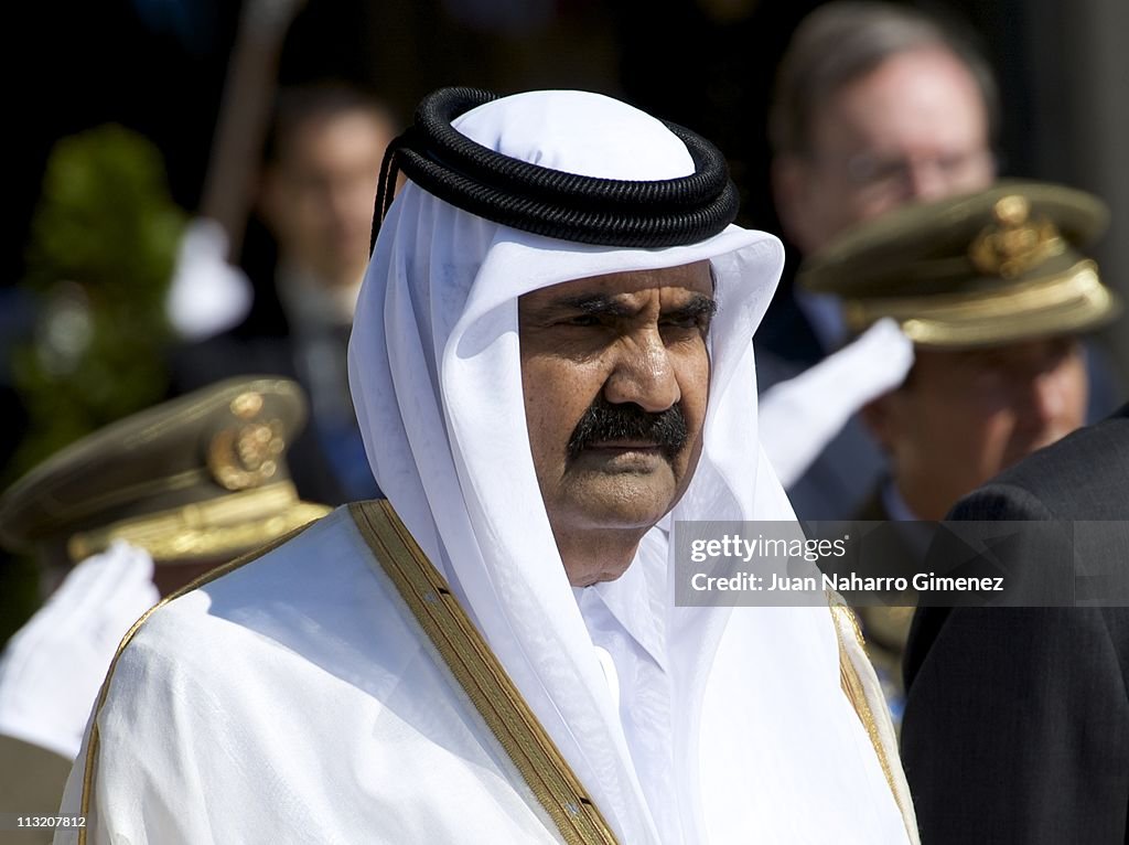 Spanish Royals Bid Farewell to the Emir of the State of Qatar and Sheikha Mozah Bint Nasser at El Pardo Palace