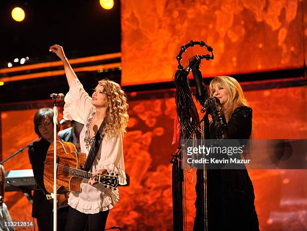 Taylor Swift and Stevie Nicks performs onstage at the 52nd Annual GRAMMY Awards held at Staples Center on January 31, 2010 in Los Angeles, California.
