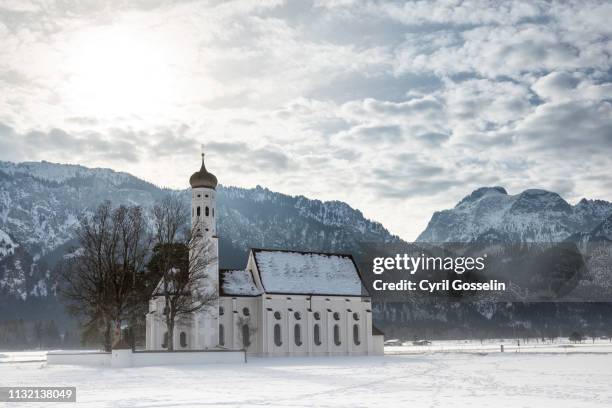 church st. coloman - neuschwanstein winter stock pictures, royalty-free photos & images