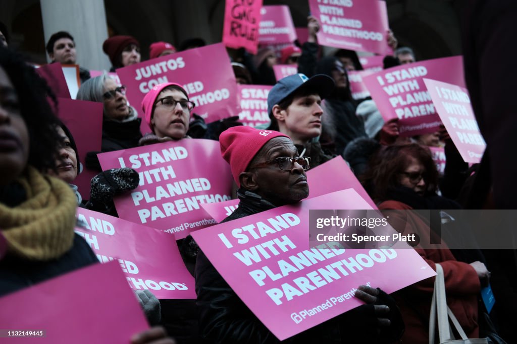 Planned Parenthood Protests Trump Administration's Title X Rule Change