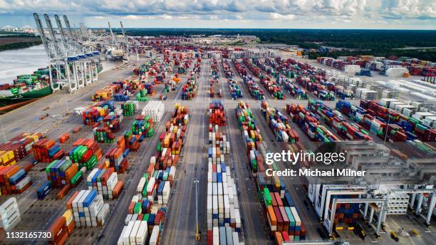 Busy Load Busy Loading Dock Photos and Premium High Res Pictures - Getty Images