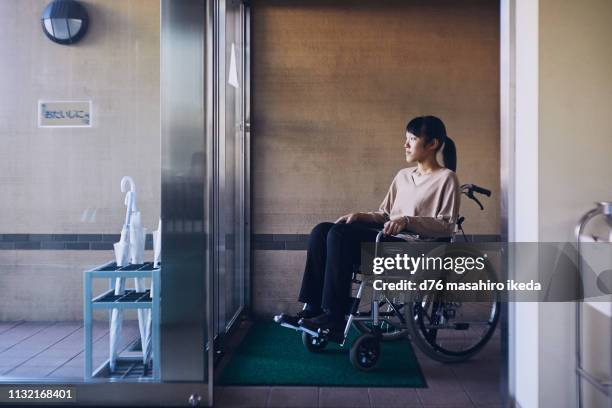 local hospital - woman home with sick children stock pictures, royalty-free photos & images