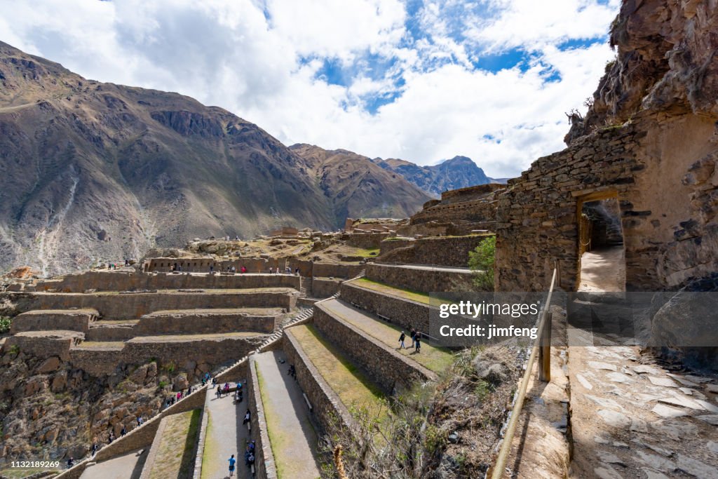 Ruinas incas antiguas de Ollantaytambo en Perú (PARQUE ARQUEOLÓGICO OLLANTAYTAMBO)