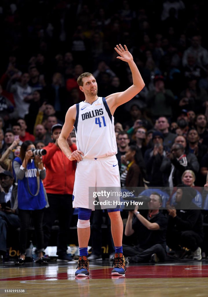 Dallas Mavericks v Los Angeles Clippers