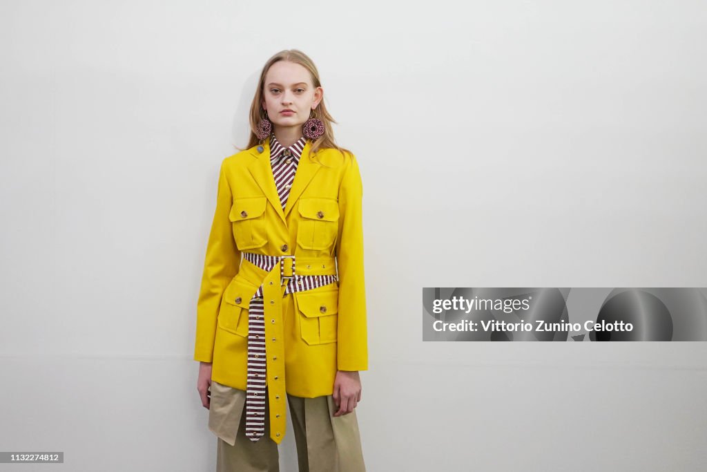 Victoria/Tomas : Backstage - Paris Fashion Week Womenswear Fall/Winter 2019/2020