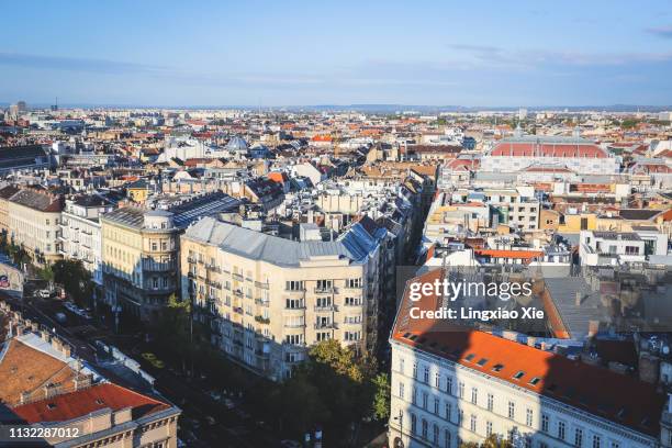 panoramic view of budapest urban skyline from st. stephen's basilica, budapest, hungary - cultura húngara fotografías e imágenes de stock