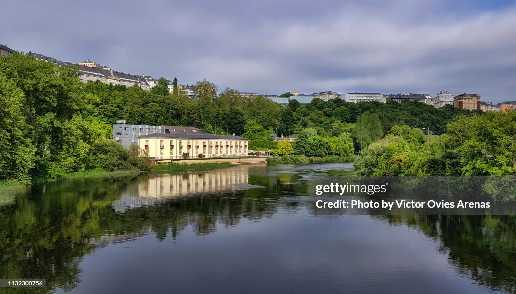 The river Minho (Miño in Spanish) and the city of Lugo in the background