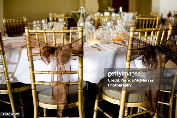 wedding tables - wedding table setting bildbanksfoton och bilder