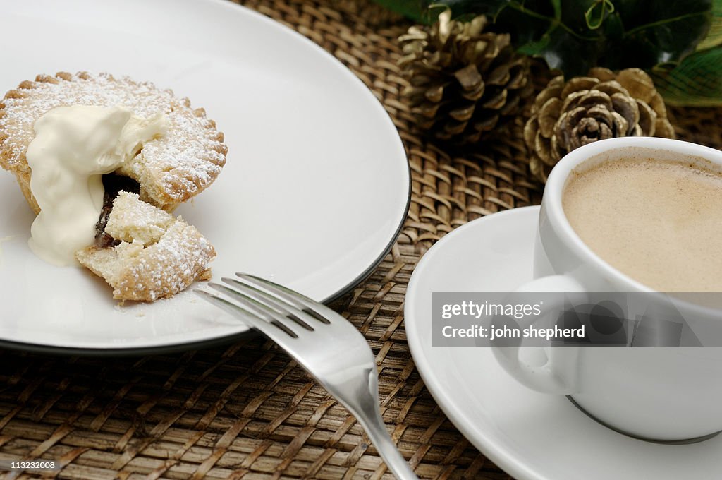 Chistmas tradition mince pies and cream