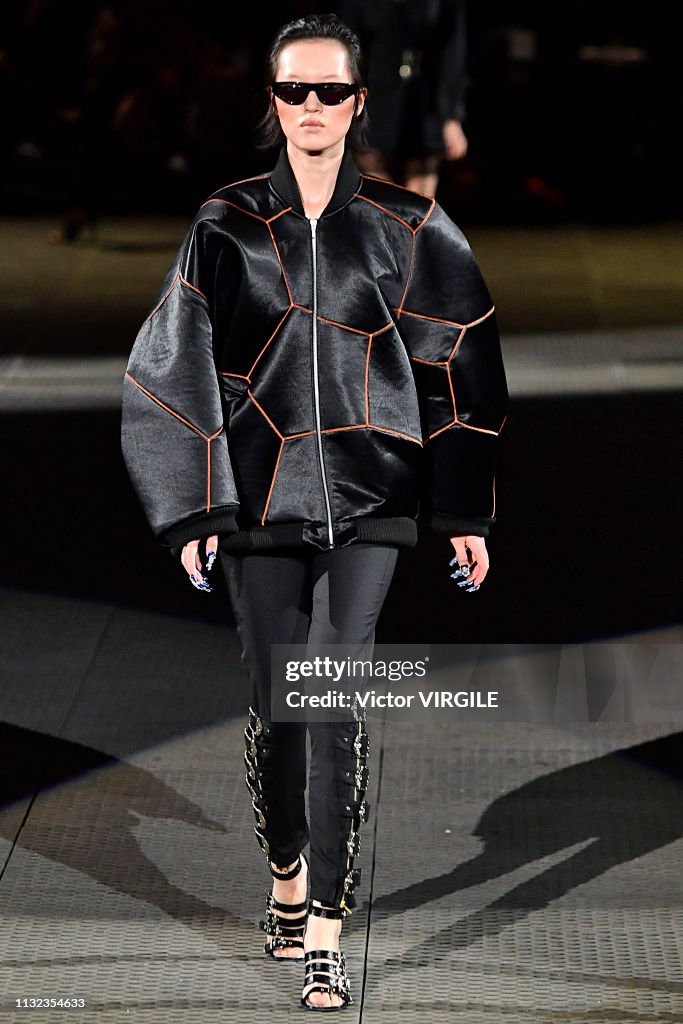 Koche - Runway - Paris Fashion Week Womenswear Fall/Winter 2019/2020