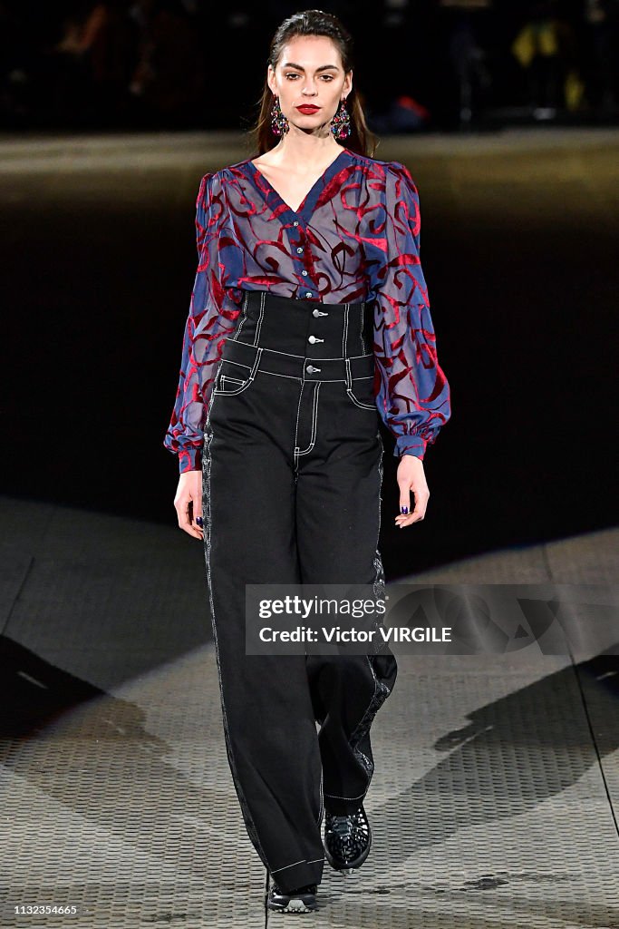 Koche - Runway - Paris Fashion Week Womenswear Fall/Winter 2019/2020