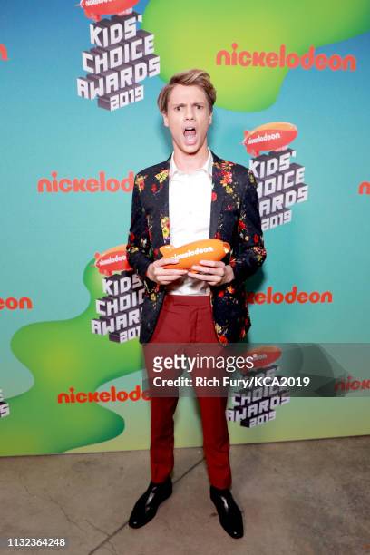 Jace Norman poses with award at Nickelodeon's 2019 Kids' Choice Awards at Galen Center on March 23, 2019 in Los Angeles, California.