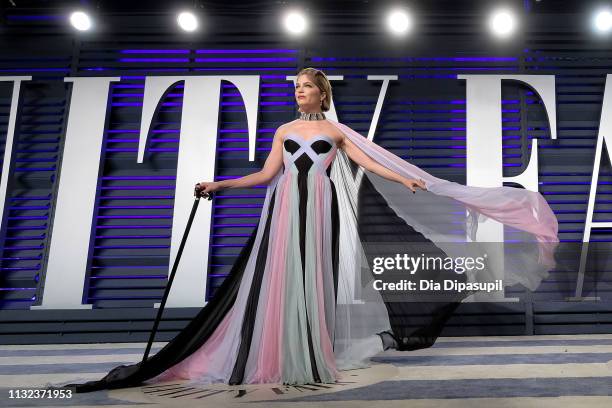 Selma Blair attends the 2019 Vanity Fair Oscar Party hosted by Radhika Jones at Wallis Annenberg Center for the Performing Arts on February 24, 2019...