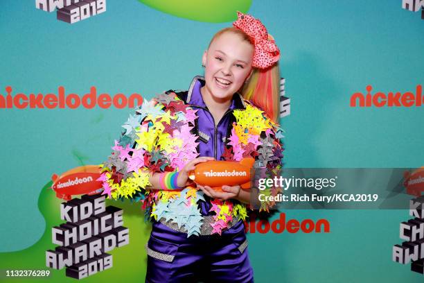 JoJo Siwa attends Nickelodeon's 2019 Kids' Choice Awards at Galen Center on March 23, 2019 in Los Angeles, California.