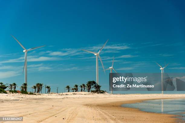 eolica energy - indústria fotografías e imágenes de stock