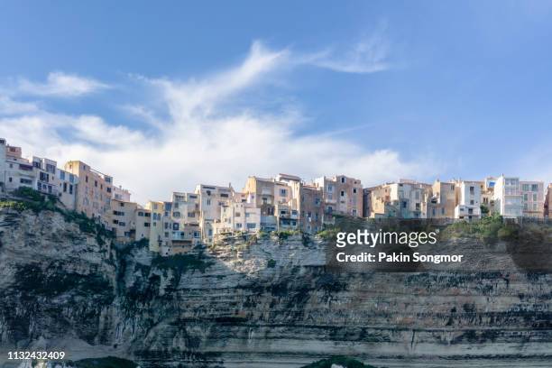 houses at bonifacio in corsica is built on cliff. - bastia stockfoto's en -beelden