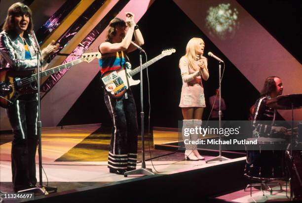 Scottish band Middle of the Road perform on Top Of The Pops, London L-R Eric McCredie, Ian McCredie, Sally Carr, Ken Andrew.