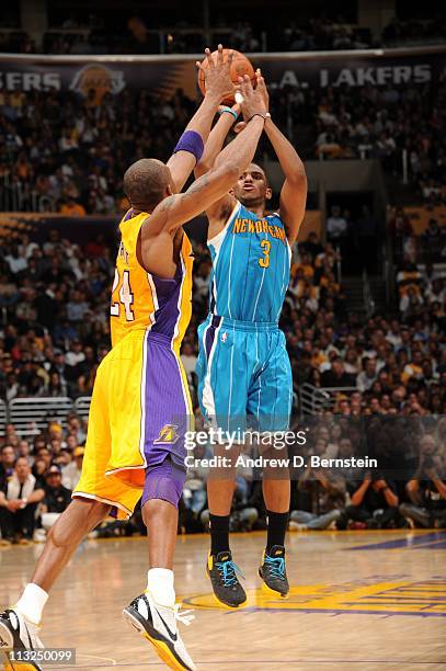 Chris Paul of the New Orleans Hornets shoots the ball against the Los Angeles Lakers during Game Two of the Western Conference Quarterfinals in the...