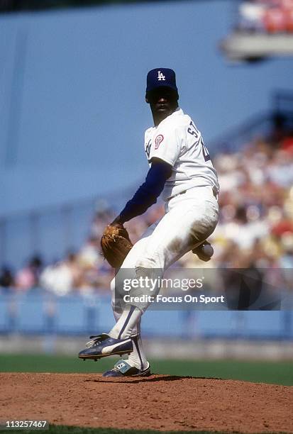 Pitcher Dave Stewart of the Los Angeles Dodgers pitches during a Major League Baseball game circa 1982 at Dodger Stadium in Los Angeles, California....