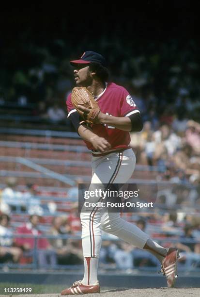 Jim Bet Rangers 41 Jim Bibby” Baseball Photos & High Res Pictures - Getty Images