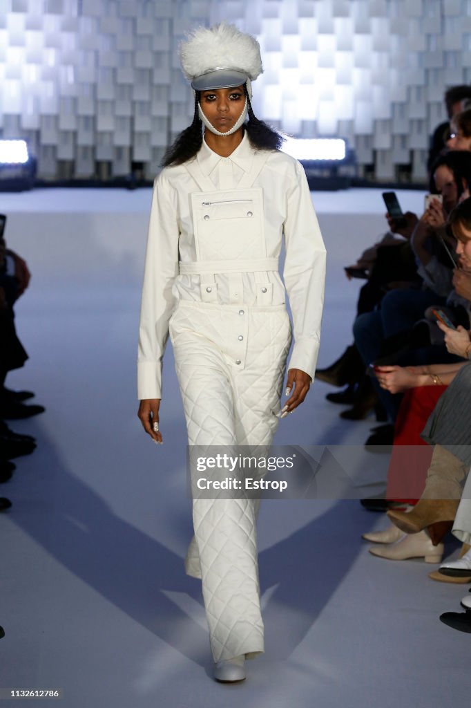 Courreges : Runway - Paris Fashion Week Womenswear Fall/Winter 2019/2020