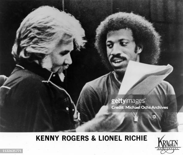 Kenny Rogers and Lionel Richie working on the song "Lady" in 1980.