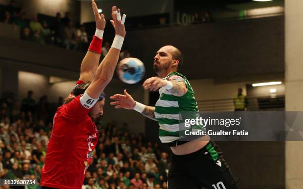 Claudio Pedroso of Sporting CP with Laszlo Nagy of Telekom Veszprem HC in action during the EHF Champions League match between Sporting CP and...