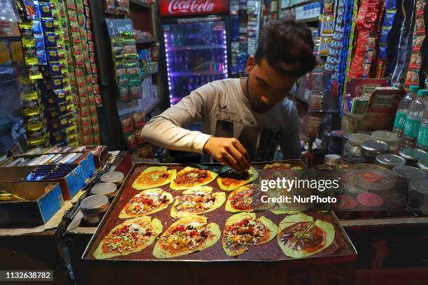Pan. Shop 278 Pan Shop India Stock Photos, High-Res Pictures, and Images - Getty ...