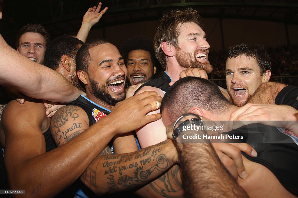 NBL Grand Final - Breakers v Taipans: Game 3