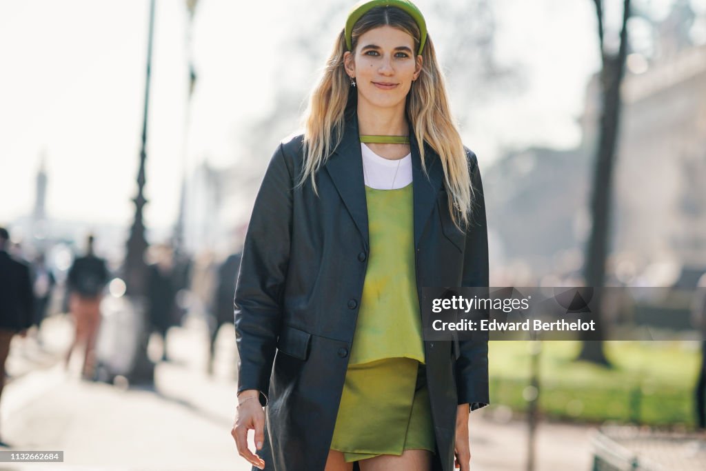Street Style - Paris Fashion Week Womenswear Fall/Winter 2019/2020 : Day Three