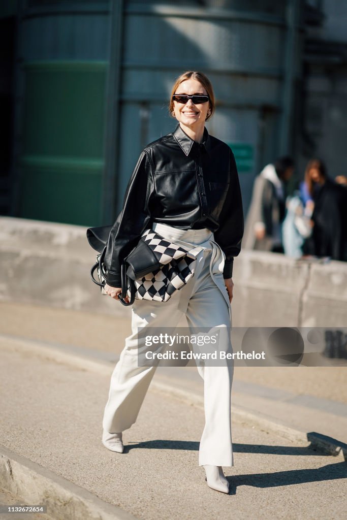 Street Style - Paris Fashion Week Womenswear Fall/Winter 2019/2020 : Day Three