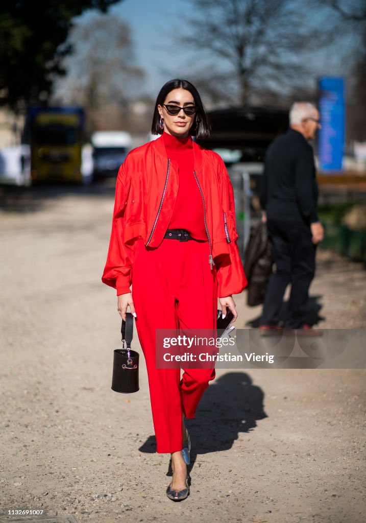 Street Style - Paris Fashion Week Womenswear Fall/Winter 2019/2020 : Day Three