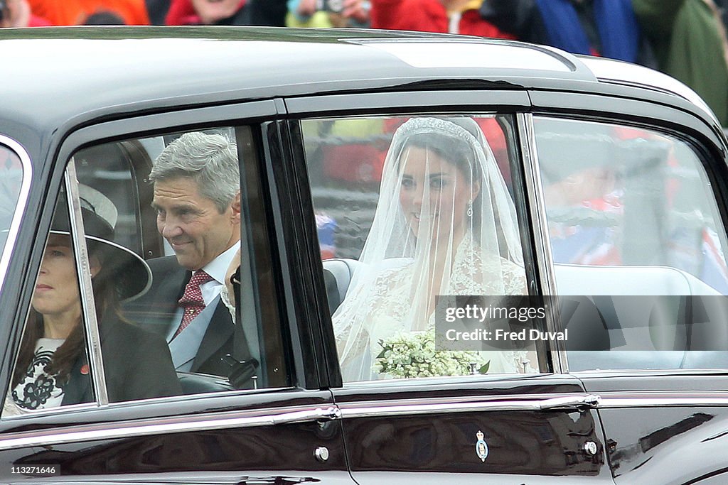 The Wedding of Prince William with Catherine Middleton - Procession