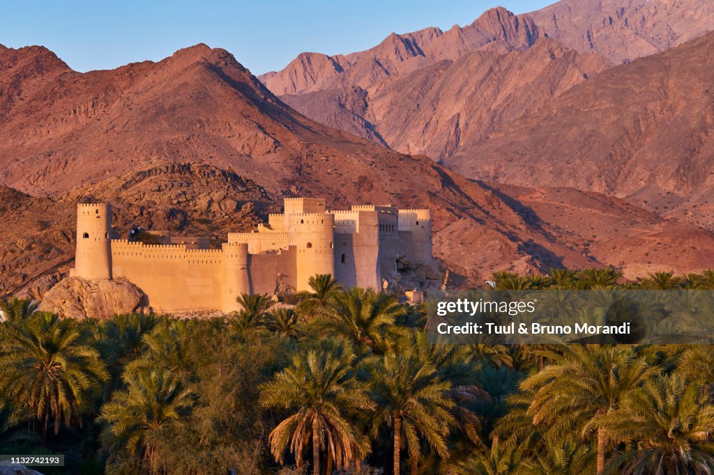 Oman, Nakhl, Nakhl Fort
