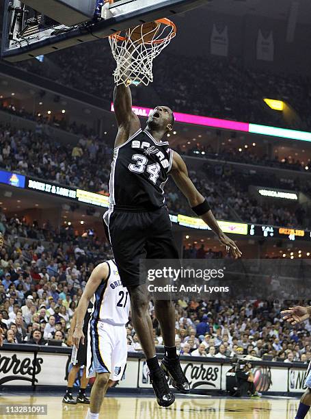 Antonio McDyess of the San Antonio Spurs shoots the ball against the Memphis Grizzlies in Game Six of the Western Conference Quarterfinals in the...